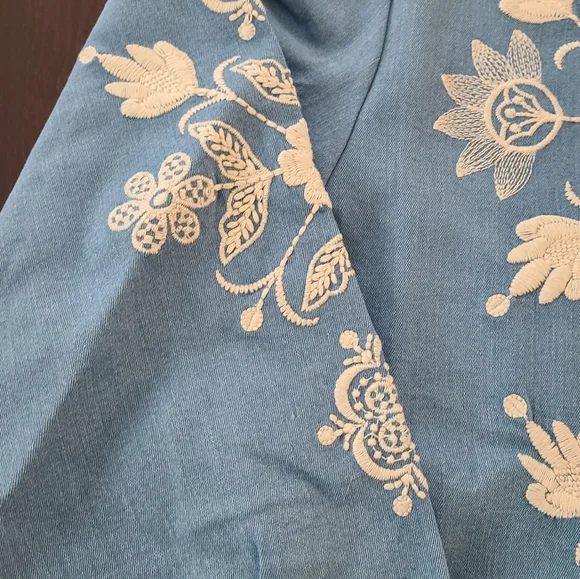 Sezane Shirt - Picture 5 of 11